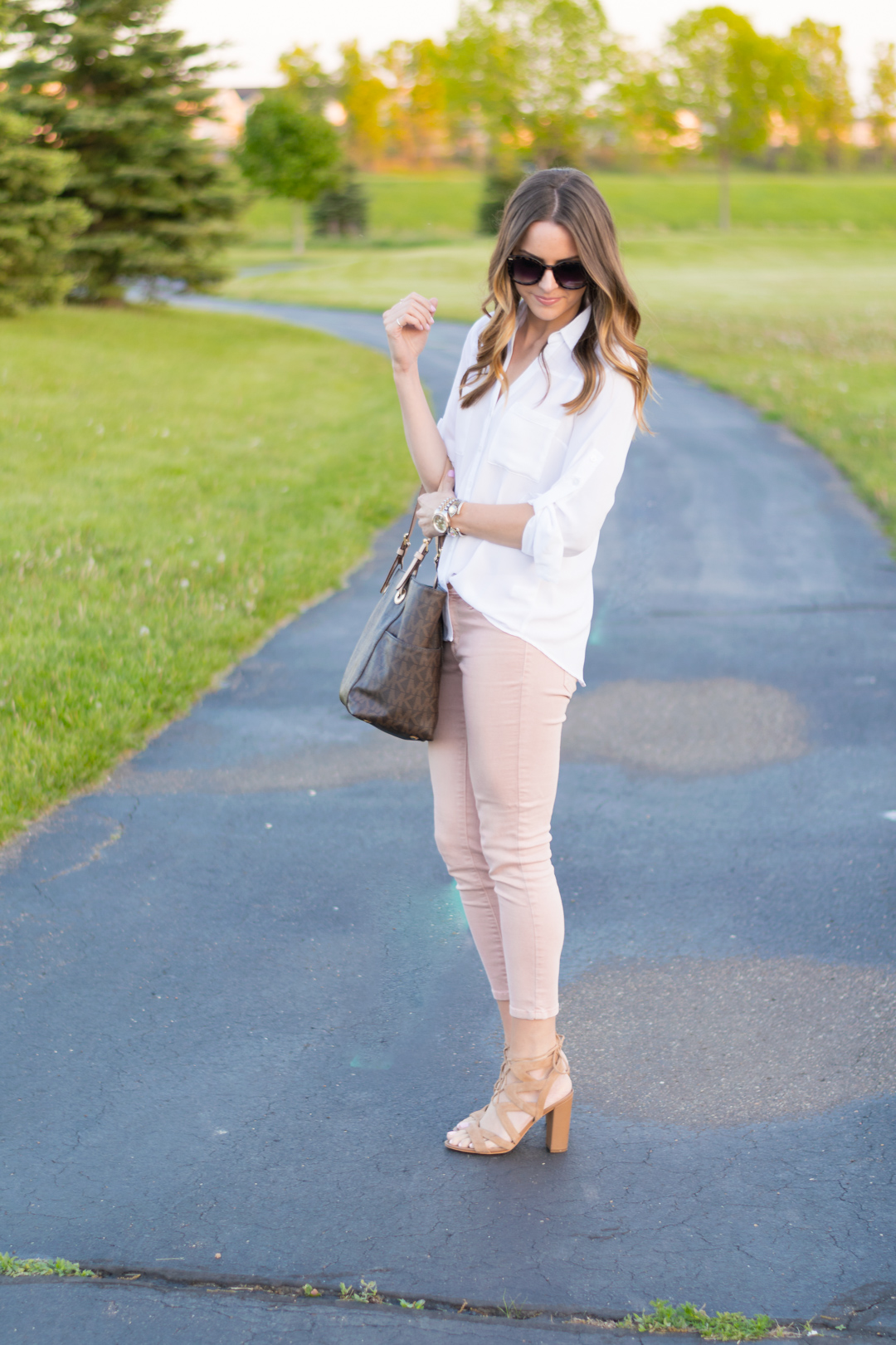 Blush-Pants-Outfit