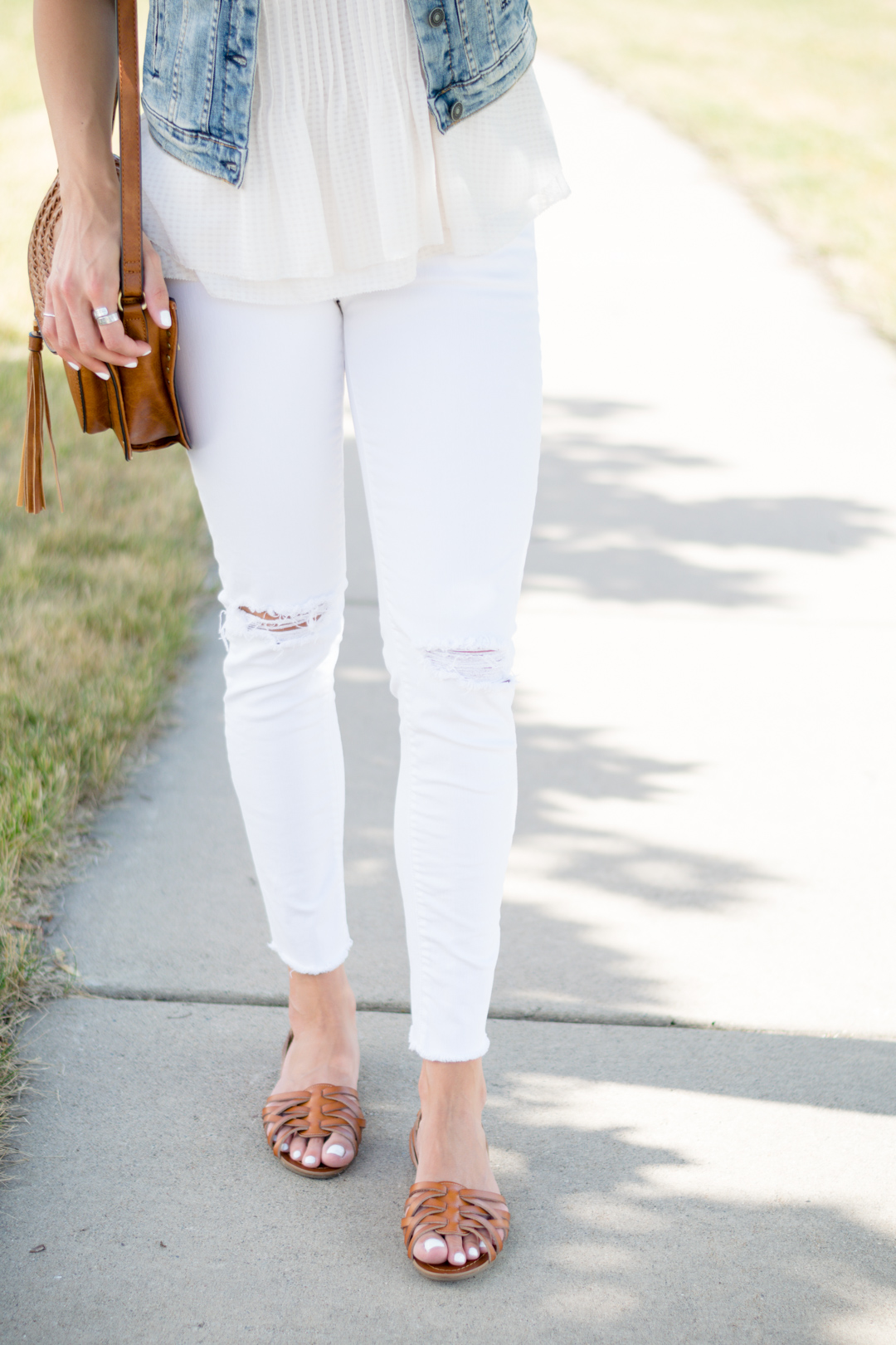 distressed-white-denim