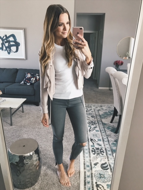 merilou boutique mb box review, bb dakota herring blazer outfit, fashion blogger spring outfit, frame denim gray distressed jeans