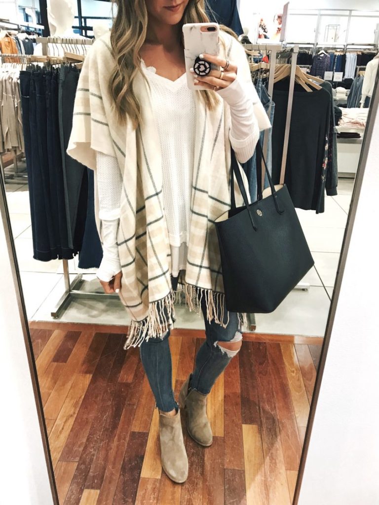 loft plaid fringe poncho, fitting room diaries, Minneapolis blogger 
