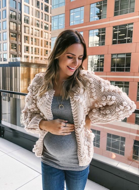 31 week bumpdate, bump update, pregnancy journey, chicwish knit your love cardigan, gorjana carne crescent necklace