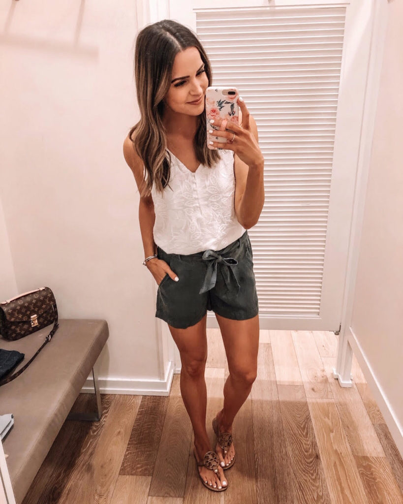 loft button flower cami