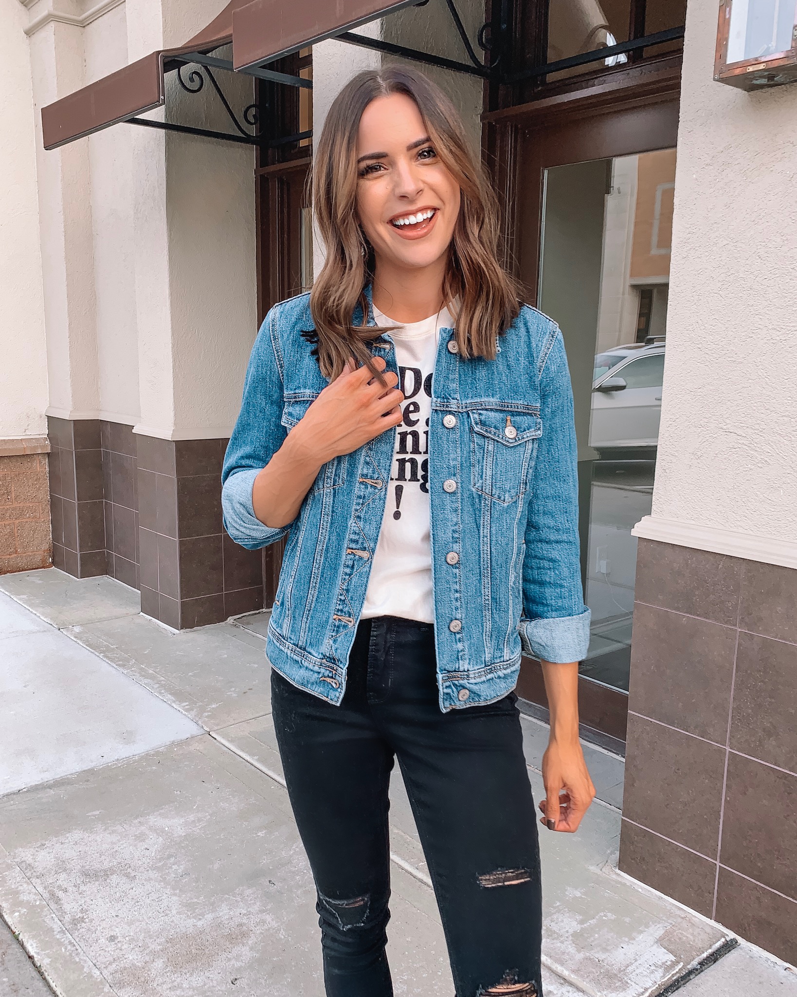 4 ways to style black denim, old navy rockstar super skinny distressed jeans