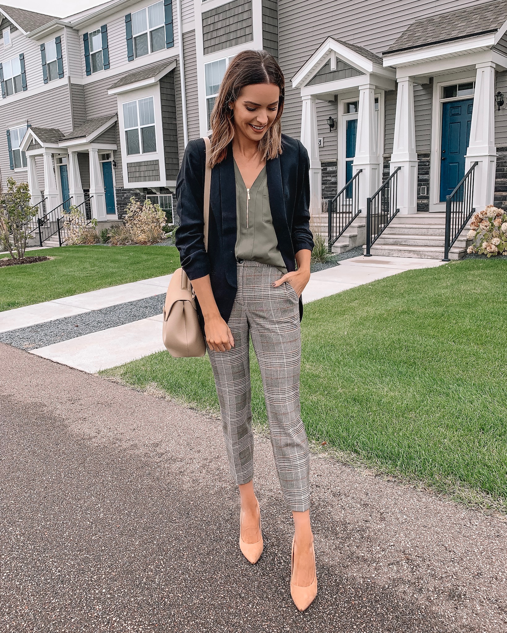 how to style plaid pants, workwear outfit fall, express, black blazer