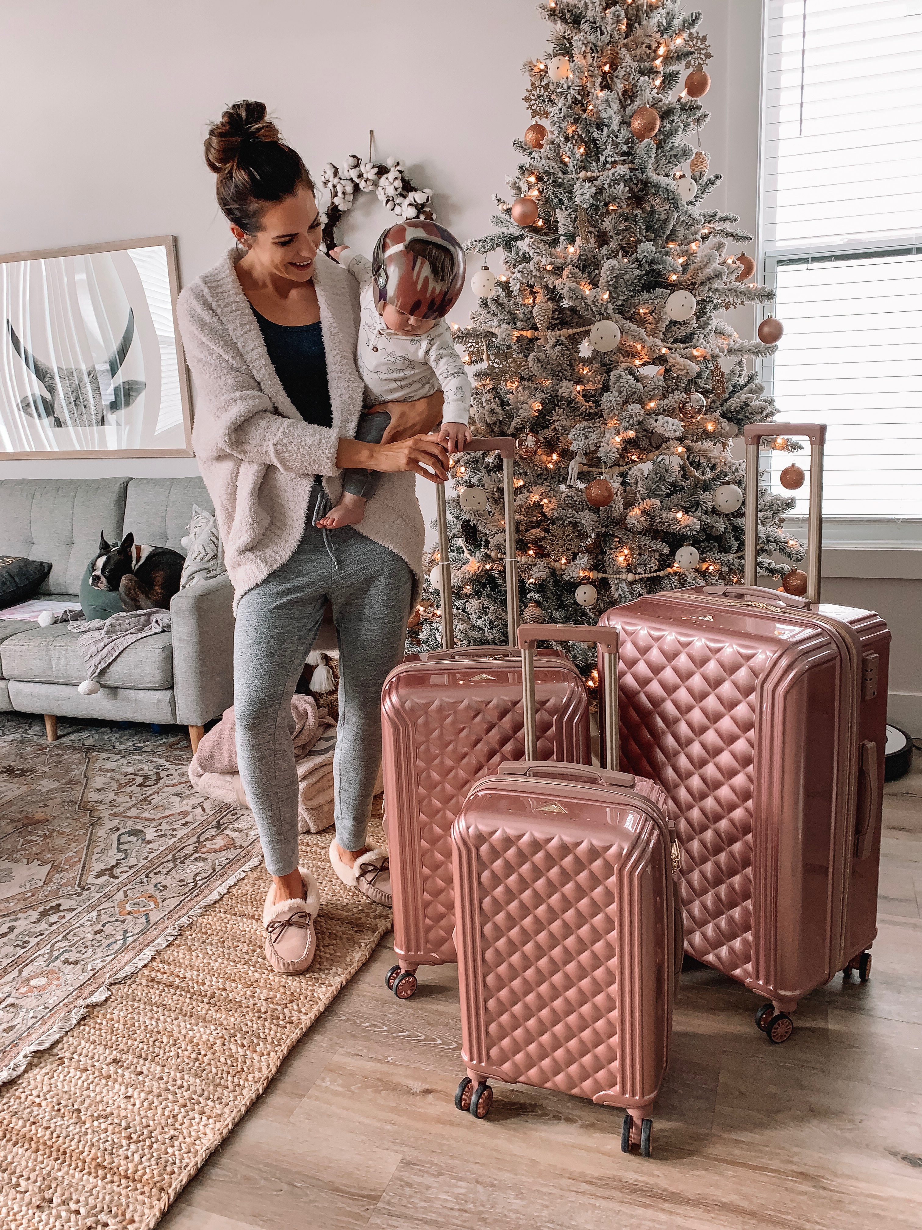 best of QVC gift guide, trifold luggage set of 3 spinner suitcases Avignon, gifts for her, sale