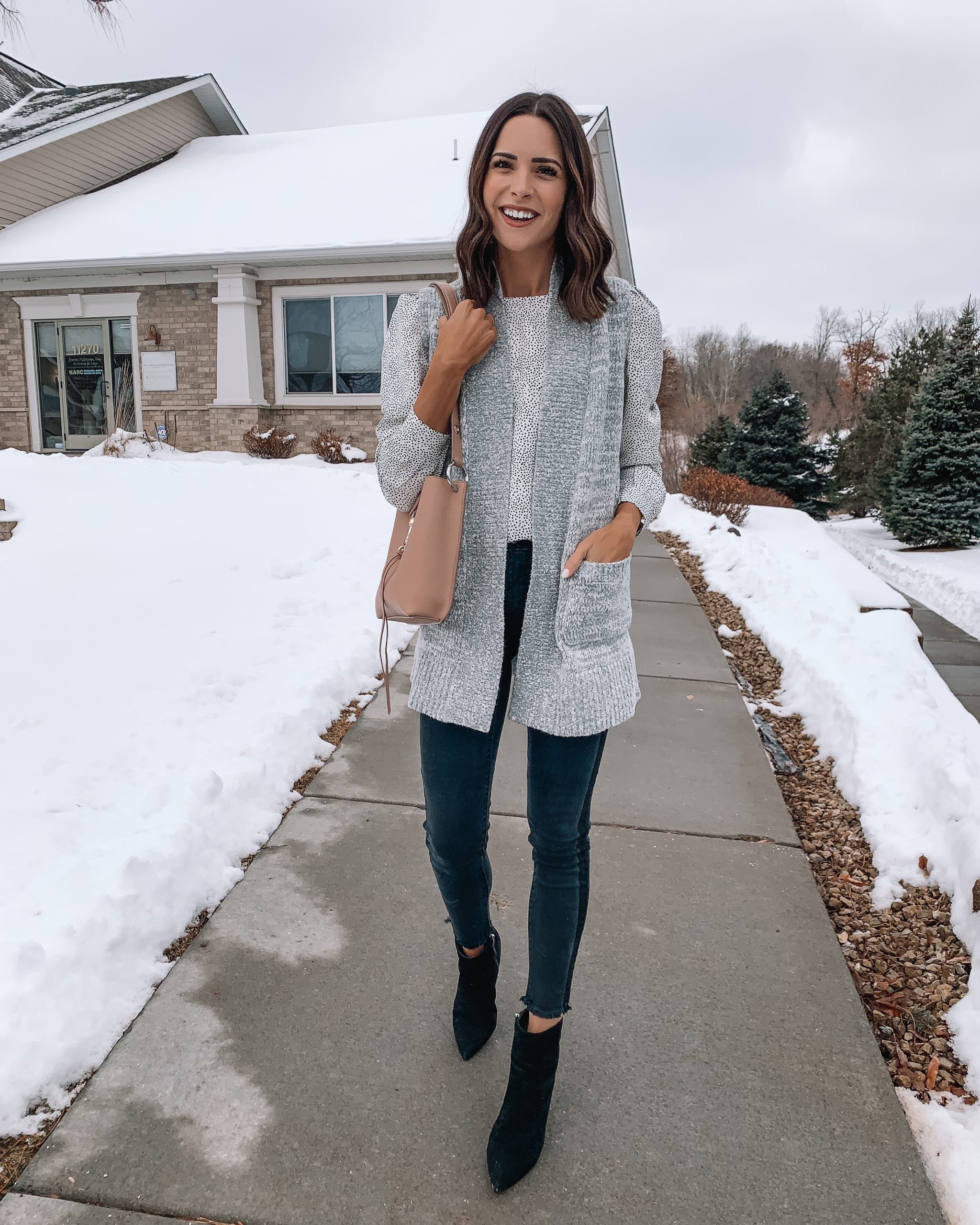 loft end of season sale 2020, pocket sweater vest, work wear outfit
