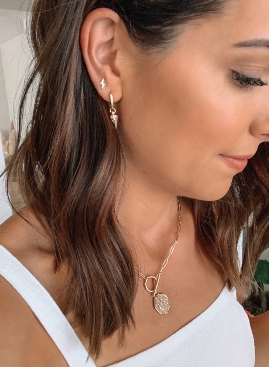amazon finds, amazon fashion, huggie earrings, gold hoops, bolt studs