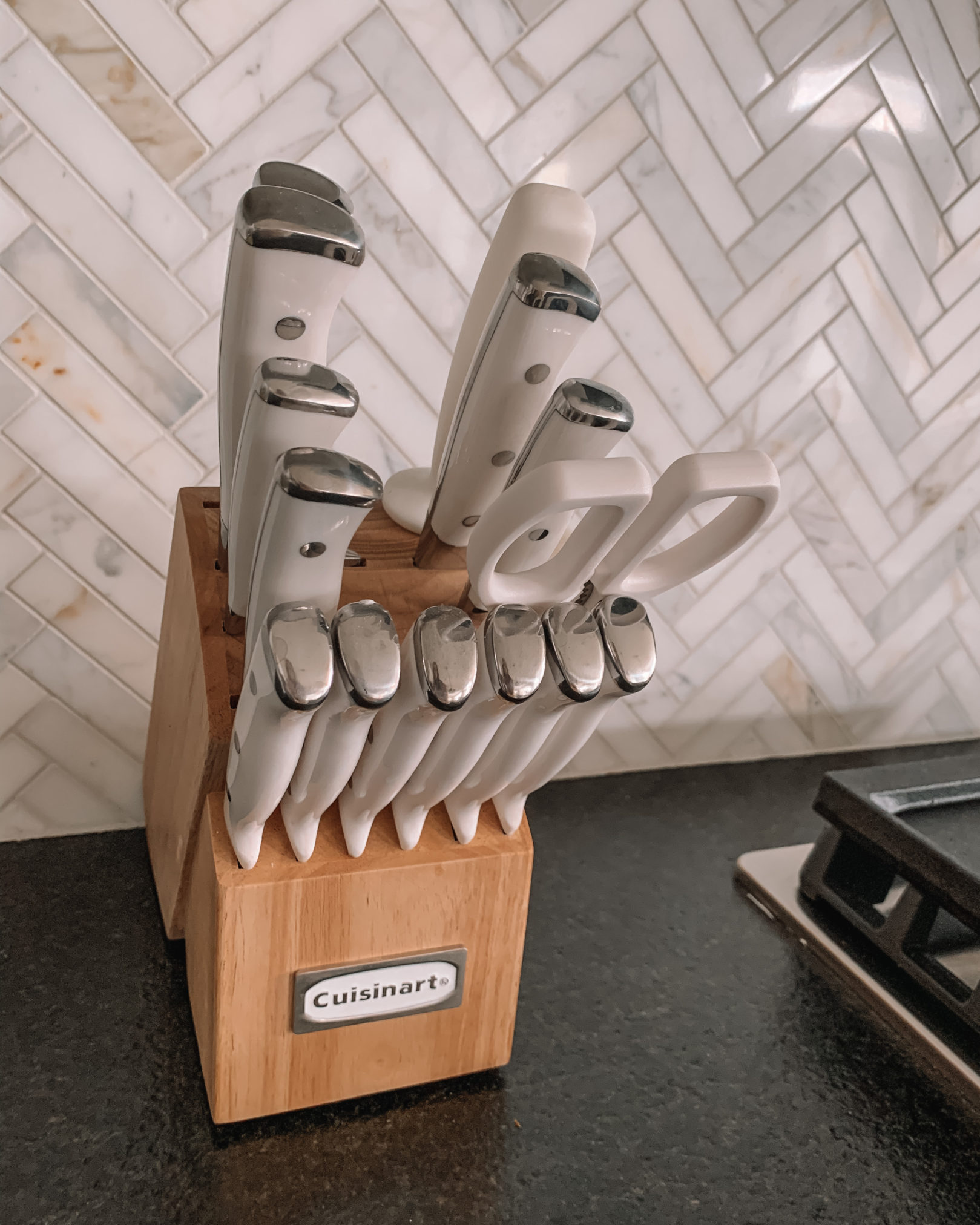 amazon finds, amazon home, kitchen counter, knife block, white knives