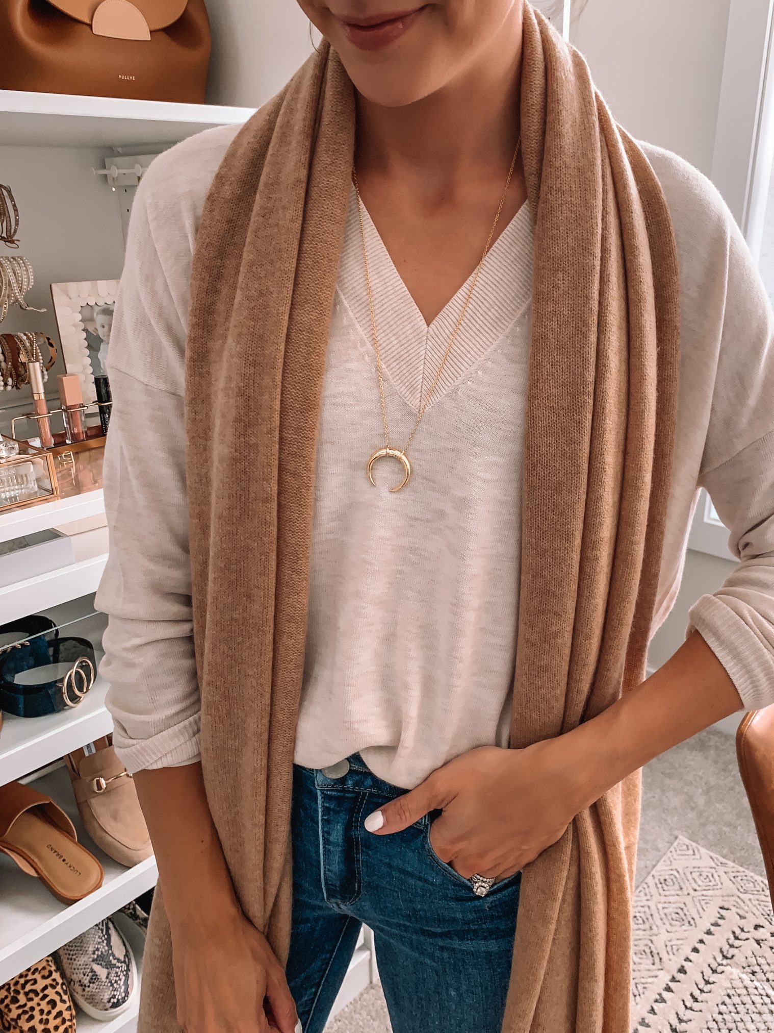 nsale accessories, Nordstrom anniversary sale, nsale in stock, nordstrom anniversary sale 2020, halogen cashmere scarf, Gorjana crescent necklace