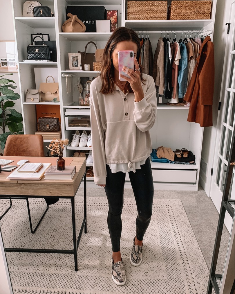 old navy haul 2020, fall old navy finds, fall outfits, spanx faux leather leggings outfit