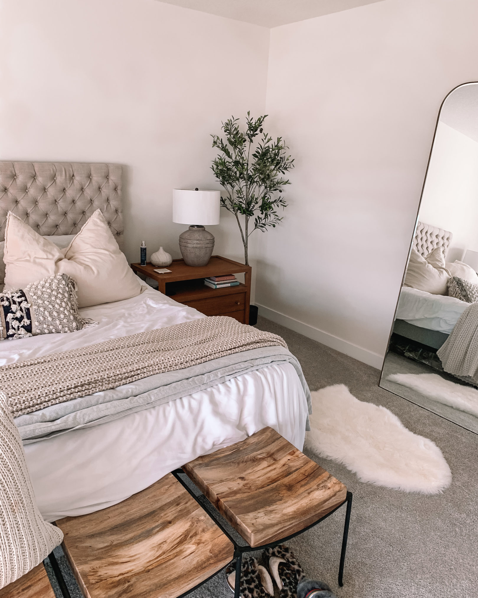 faux olive tree, amazon finds, amazon home, amazon home finds, faux bedroom plant, pottery barn lamp