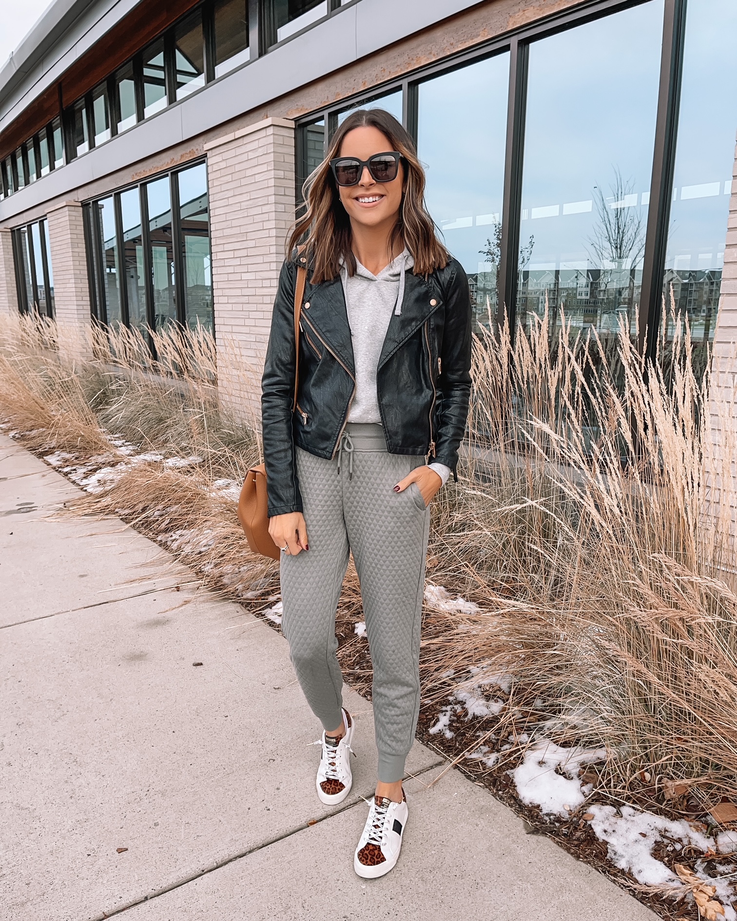 nordstrom rack finds, nordstrom rack, street style fall, fall street style, winter street style, quilted joggers, faux leather moto jacket