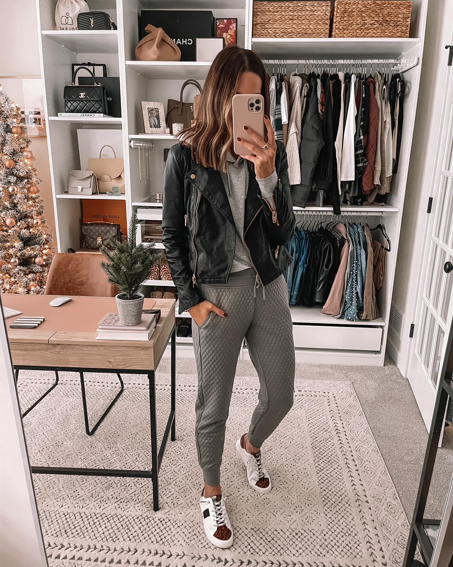 nordstrom rack finds, nordstrom rack, street style fall, fall street style, winter street style, quilted joggers, faux leather moto jacket