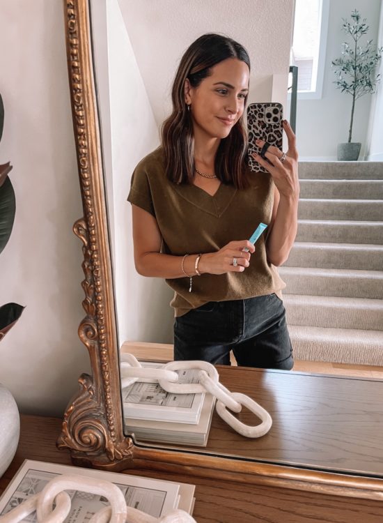 I'm someone who loves lip products, whether it be balms, lip masks, lipstick, lip gloss, etc., so you can imagine how excited I was when I heard that TULA was launching a lip treatment balm!